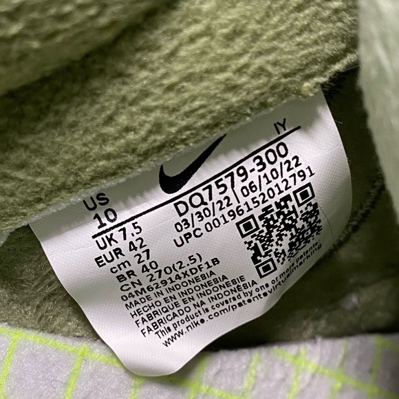 Nike Dunk Low SE - Picture 6 of 8